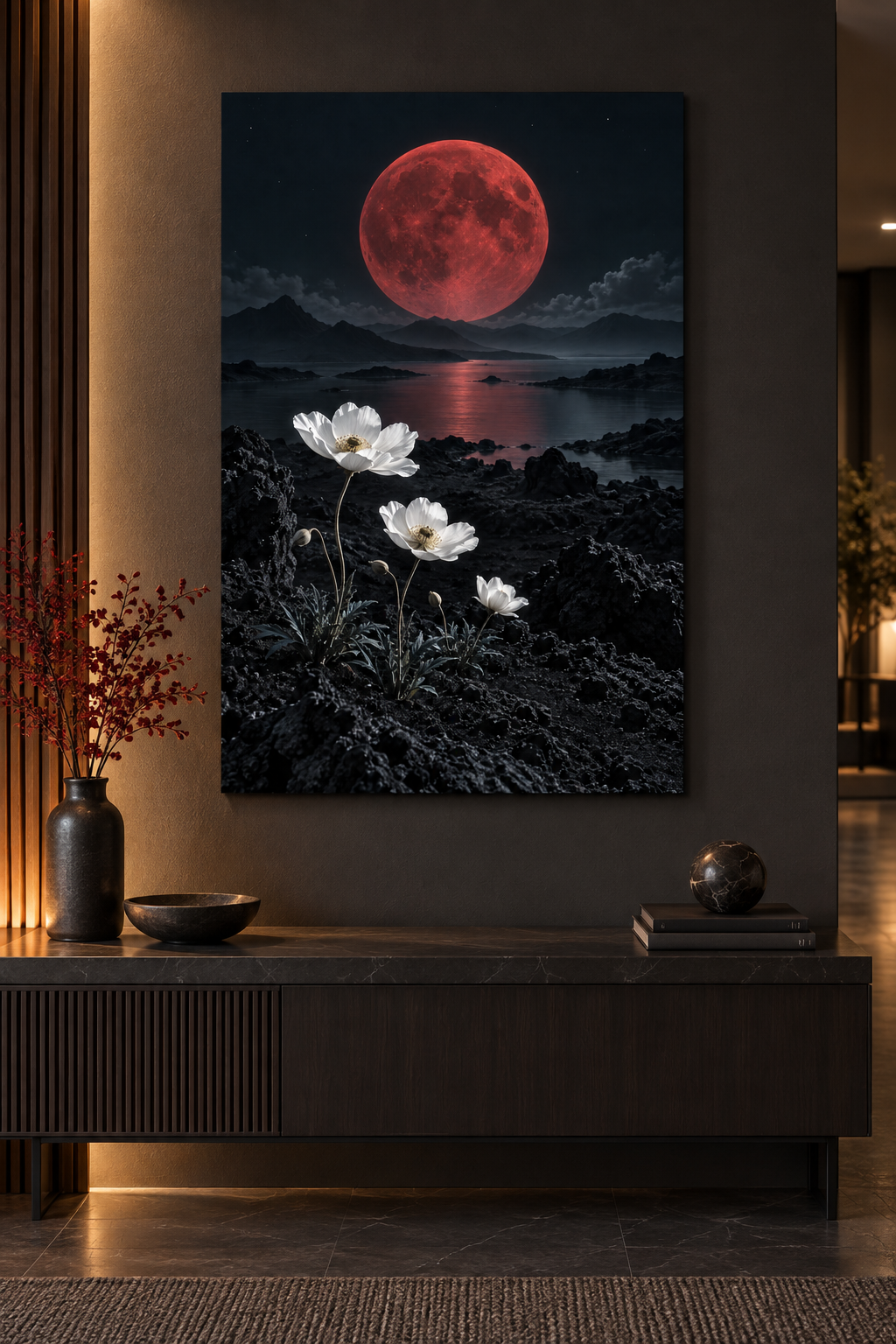 Roter Mond über weißen Blüten – Alu-Dibond Wandbild