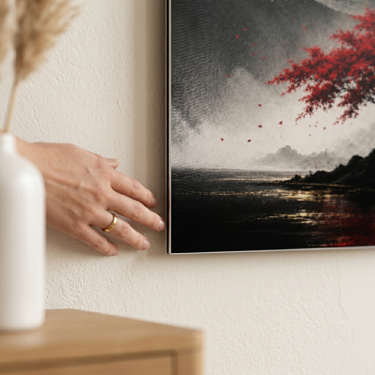 Kintsugi-Mond mit rotem Ahorn | Japanisches Alu-Dibond Wandbild